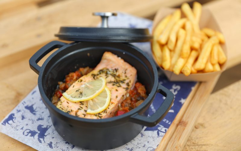 LOMO DE SALMÓN TEMPLADO CON MIEL (160 g)